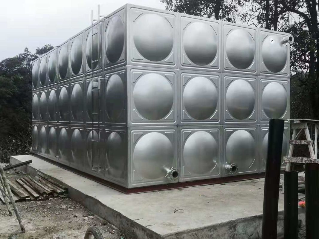 Tangki air baja tahan karat terisolasi 1.0MPa 0.6MPa Untuk ruangan