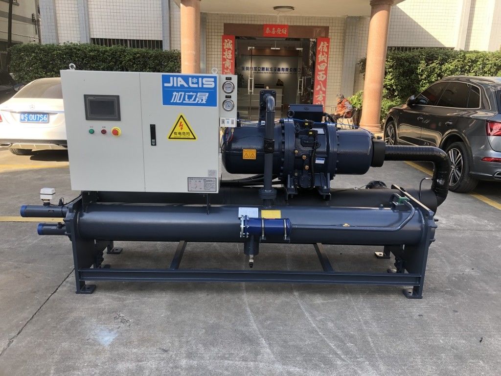 Bitzer / Hanbell sekrup Chiller 380-415V 52.5kw Kompresor Untuk pendinginan air Rentang suhu 5-35.C